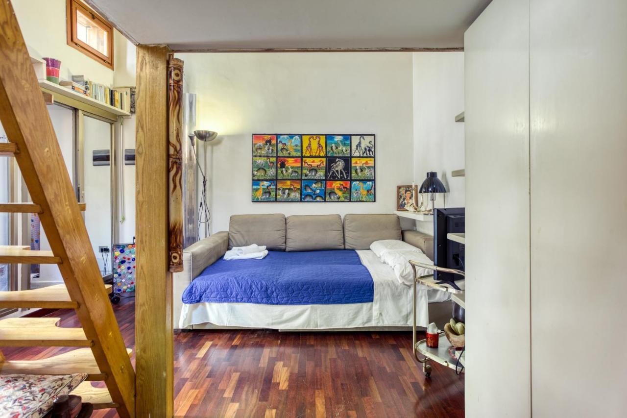 Maggiore 145 Apartment With Private Garden - Rione Monti Рим Екстер'єр фото