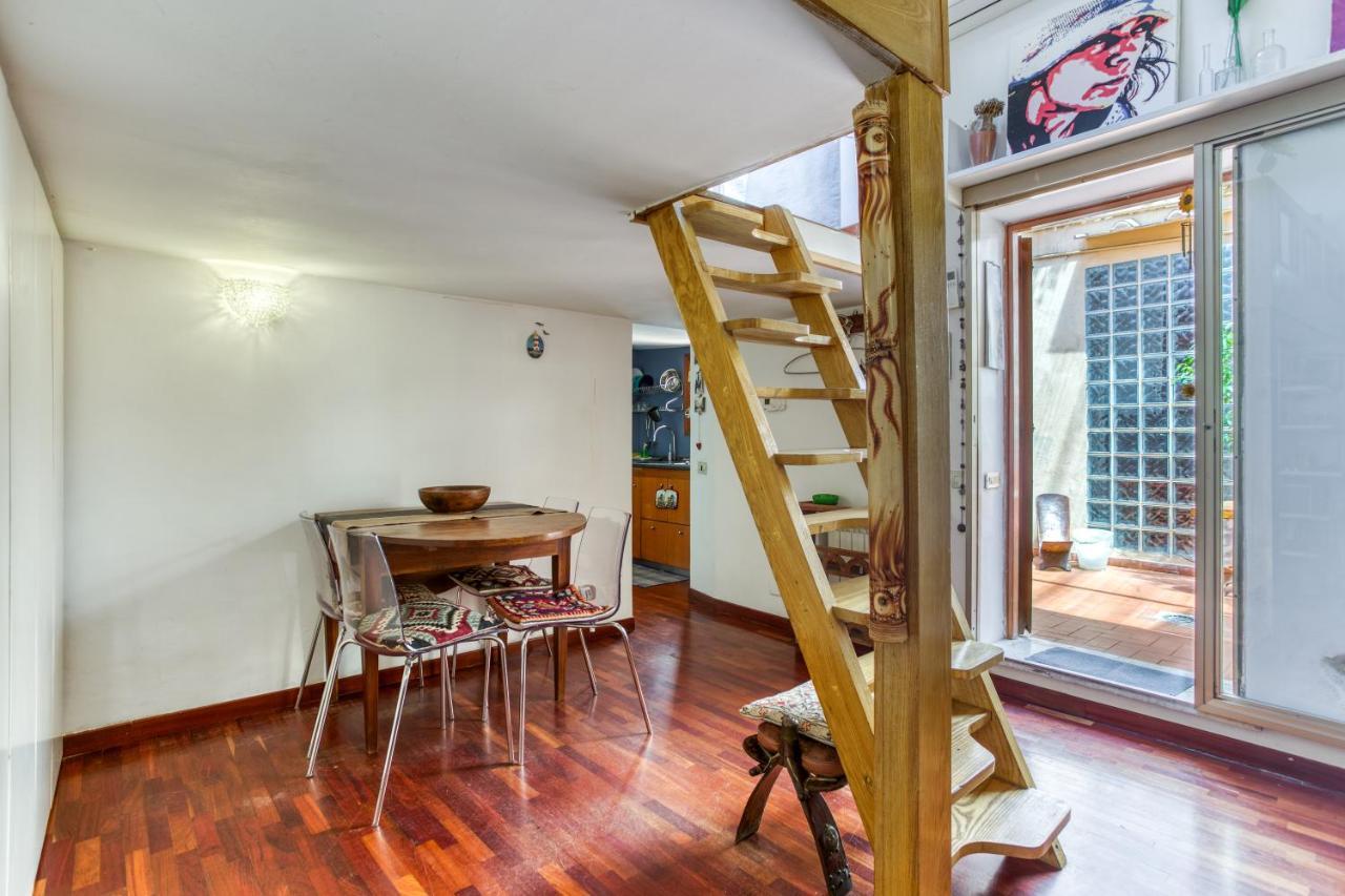 Maggiore 145 Apartment With Private Garden - Rione Monti Рим Екстер'єр фото